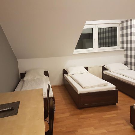 Duszka Hostel ワルシャワ エクステリア 写真
